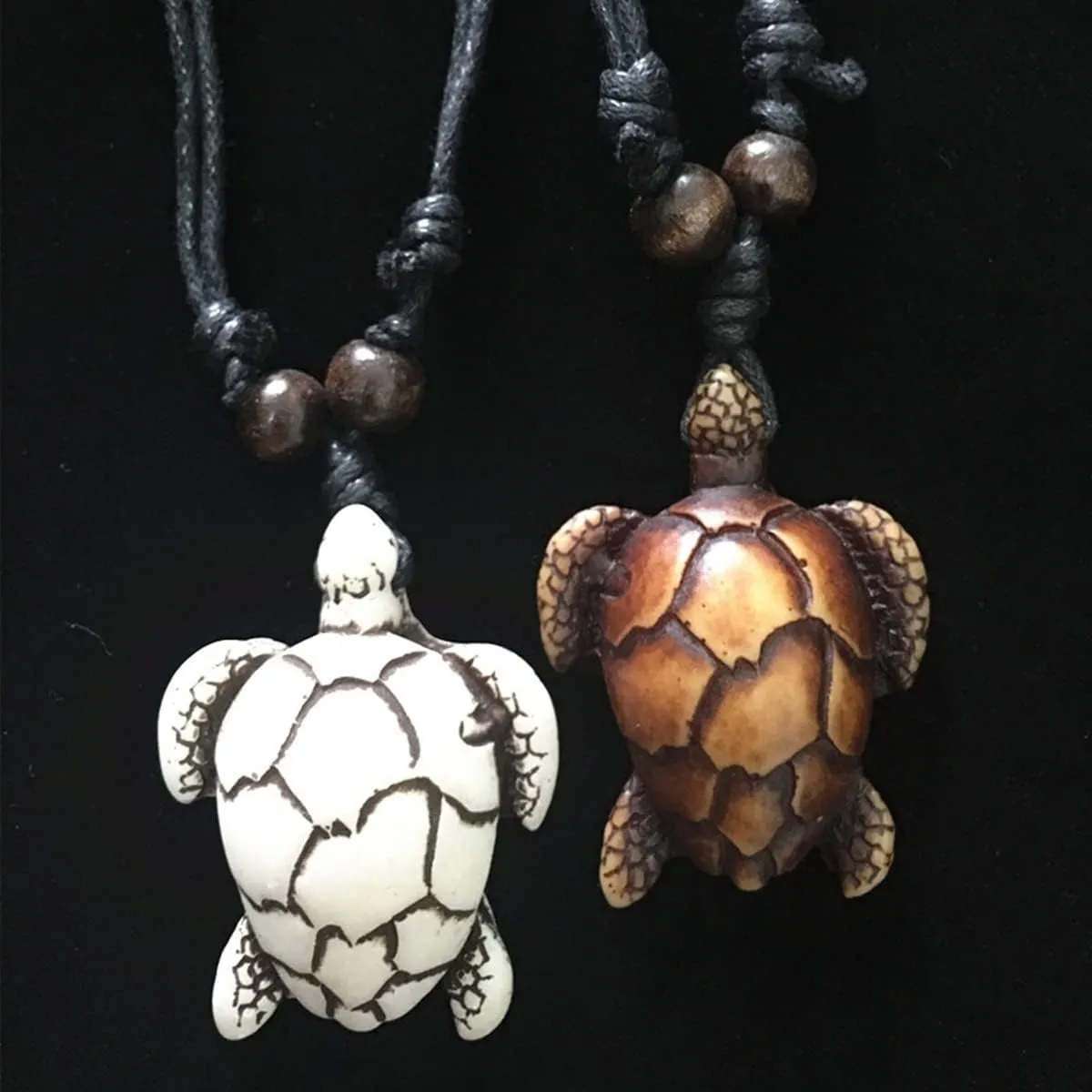 2Pcs Artificial Bone Carving Sea Turtle Pendant Necklaces - Yin Yang Tortoise Medallion Necklace - Hawaiian Animal Lucky Mascot Amulet for Women & Men