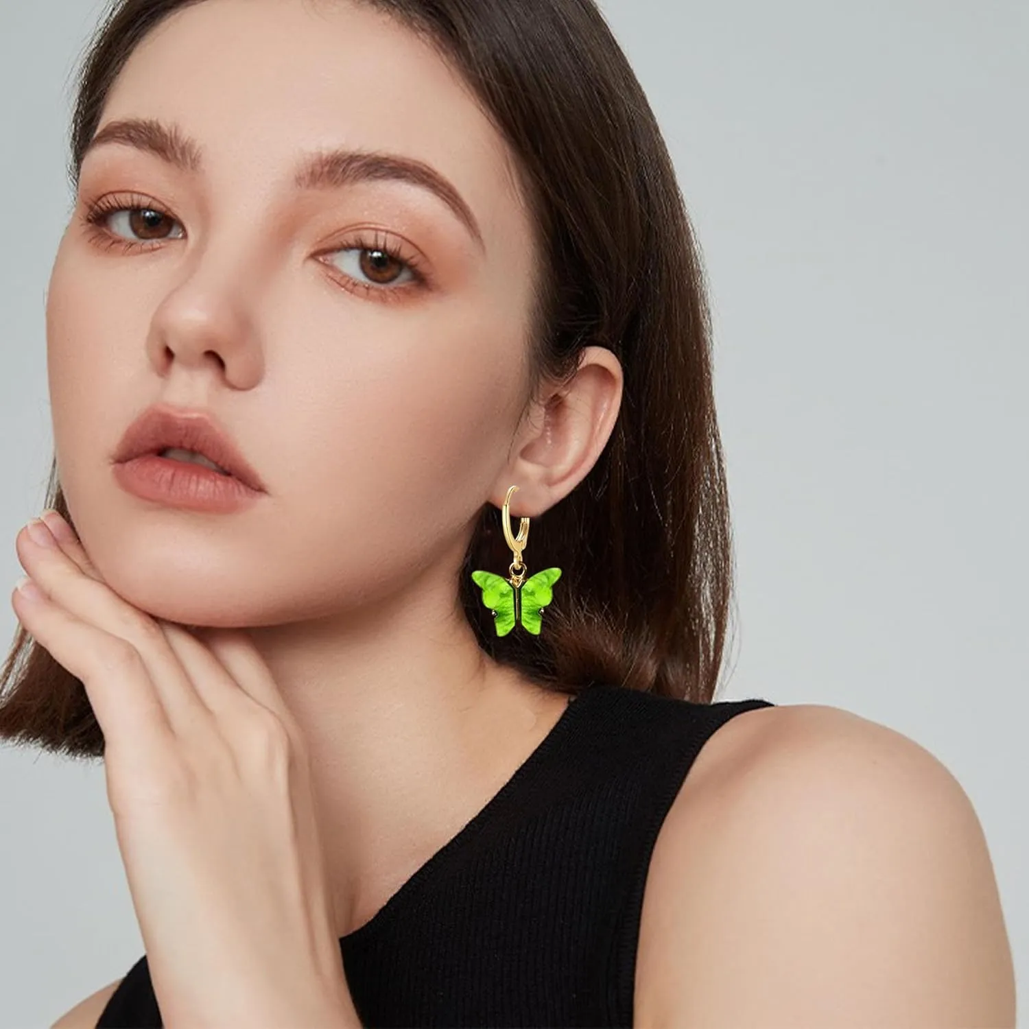 Acrylic Butterfly Hoop Huggie Earrings Alloy Colorful Butterfly Dangle Earrings for Women Necklace Set Statement Jewelry