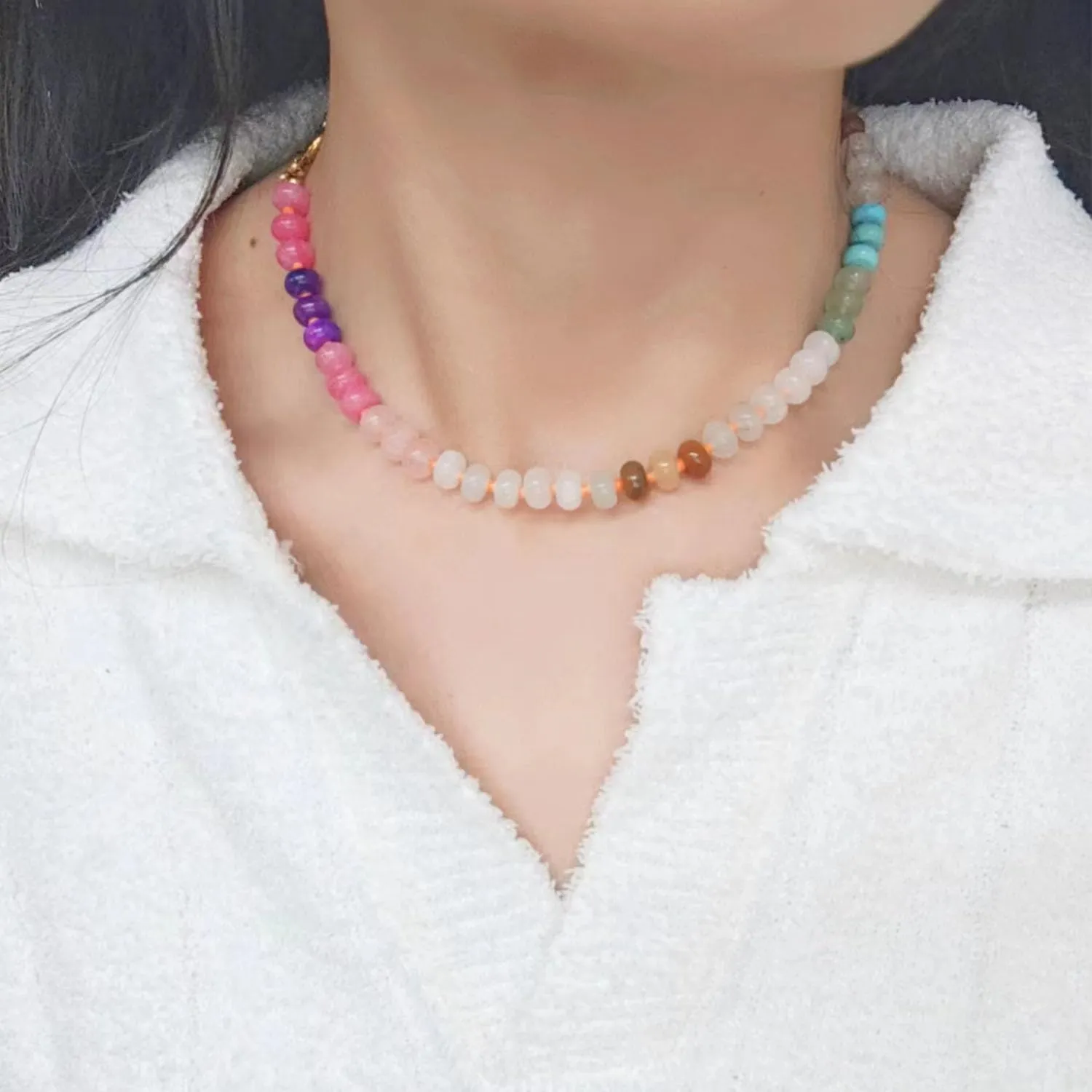 Aktully Natural Stone Beaded Necklace for Women Colorful Beads Choker Necklace Handmade Bead Necklace 14K Gold Circular Buckle Surfer Beach Necklace Summer Jewelry for Women