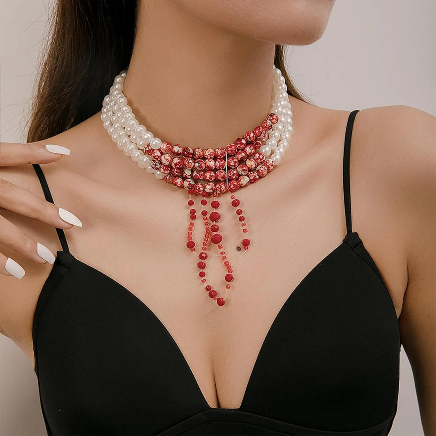 Blood Pearl Choker Necklace for Women Dripping Blood Imitation Pearl Choker Neckalce Gothic Vampire Neckalce Layered Pearl Choker Necklace for Halloween Party Costume Accessories