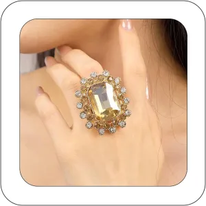 Boho Big Oval Crystal Ring for Women Gold Flower Statement Rhinestone Rings Vintage Square Open Finger Adjustable Crystal Floral Ring Jewelry for Bridal Wedding Party