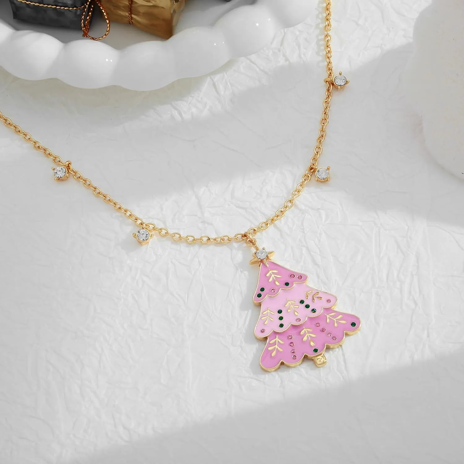 Christmas Necklaces for Women Colorful Light Bulb Necklace Christmas Tree Pendant Necklace Cute Xmas Reindeer Charm Necklaces Holiday Jewelry