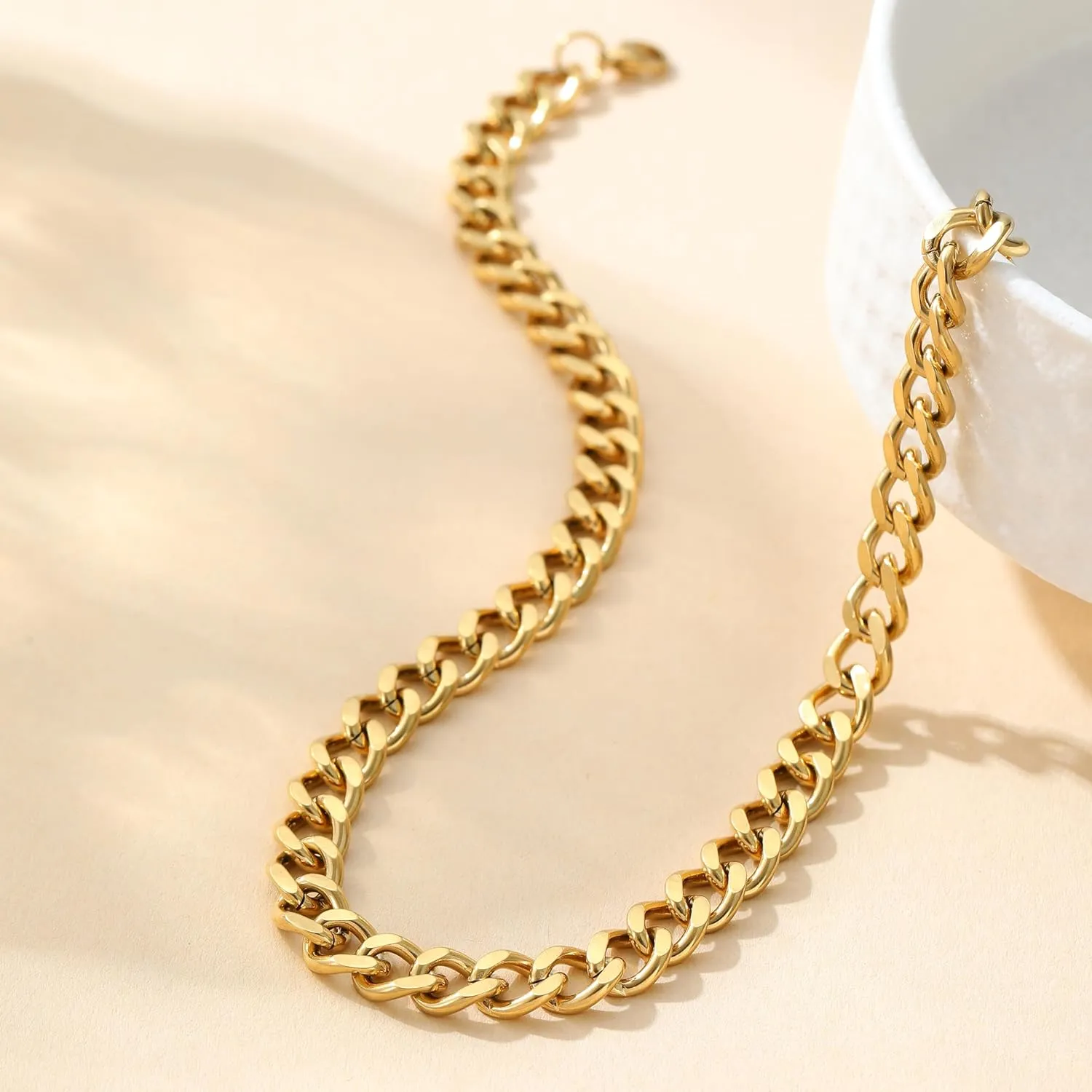 Chunky Gold Necklace for Women 18K Gold Plated Cuban Paperclip Choker Toggle Bar Clasp Necklaces Dainty Gold Chain Necklace Jewelry Gifts