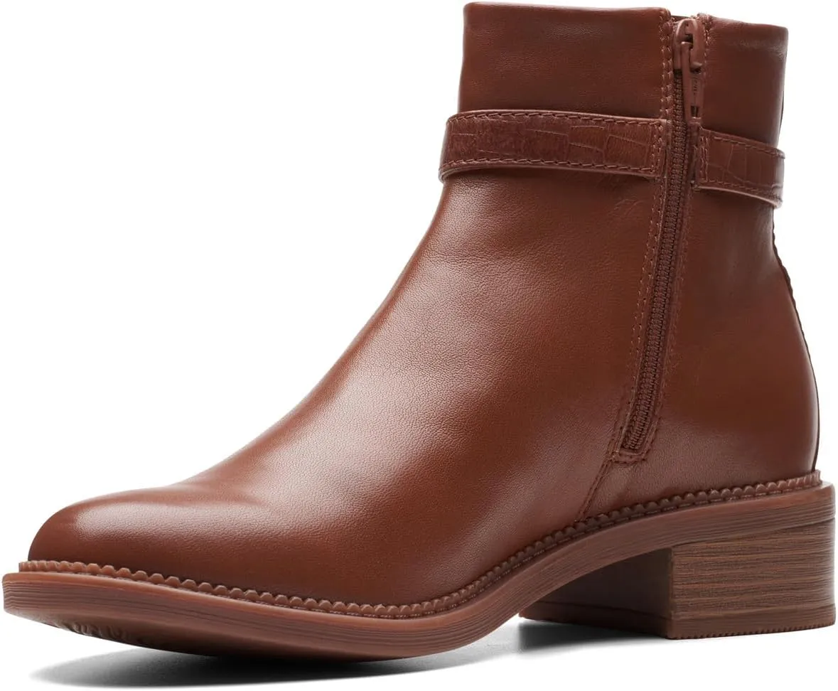 Clarks Women's Maye Grace Fashion Boot
