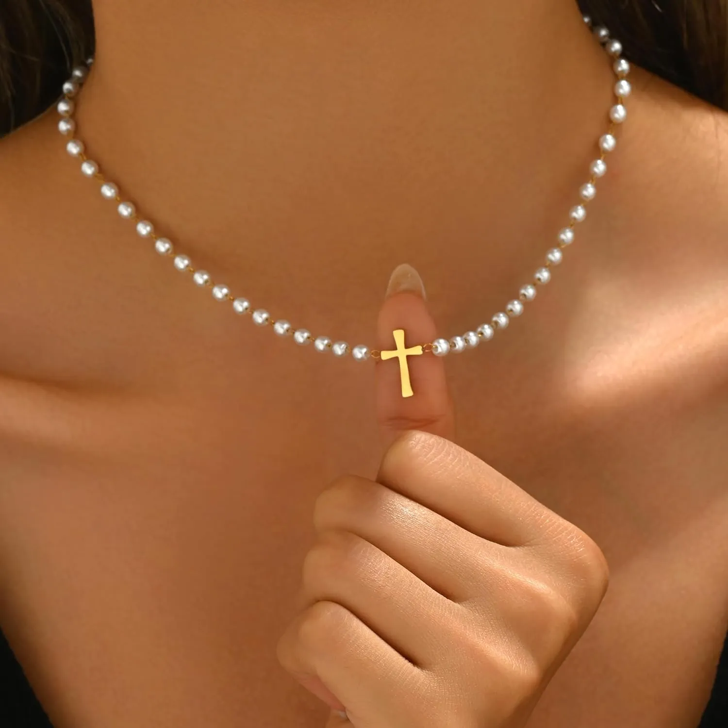 Cross Necklace for Women 18K Gold Plated Cross Pendant Necklace Dainty Sidways Cross Choker Necklaces Simple Small Cross Pearl Chain Trendy Faith Jewelry Gift