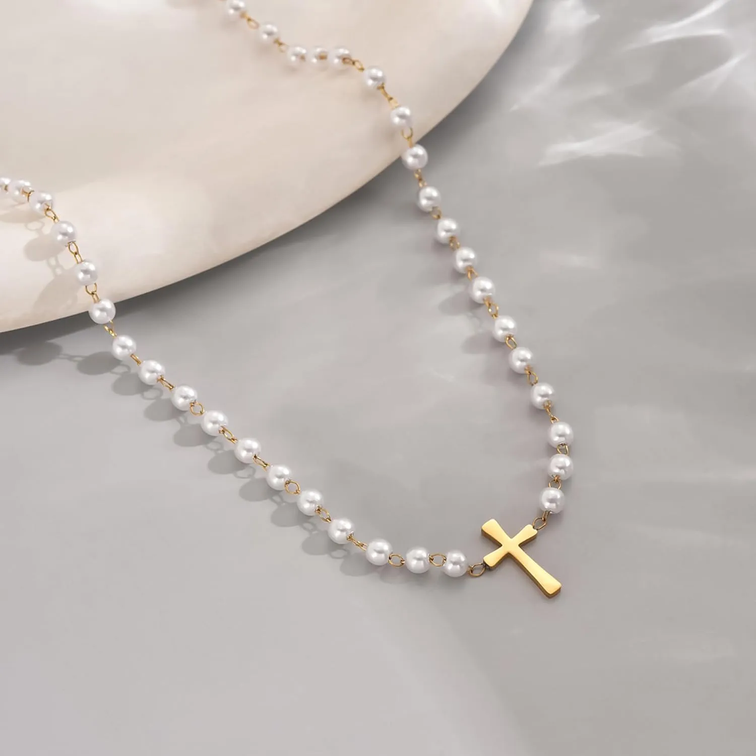 Cross Necklace for Women 18K Gold Plated Cross Pendant Necklace Dainty Sidways Cross Choker Necklaces Simple Small Cross Pearl Chain Trendy Faith Jewelry Gift