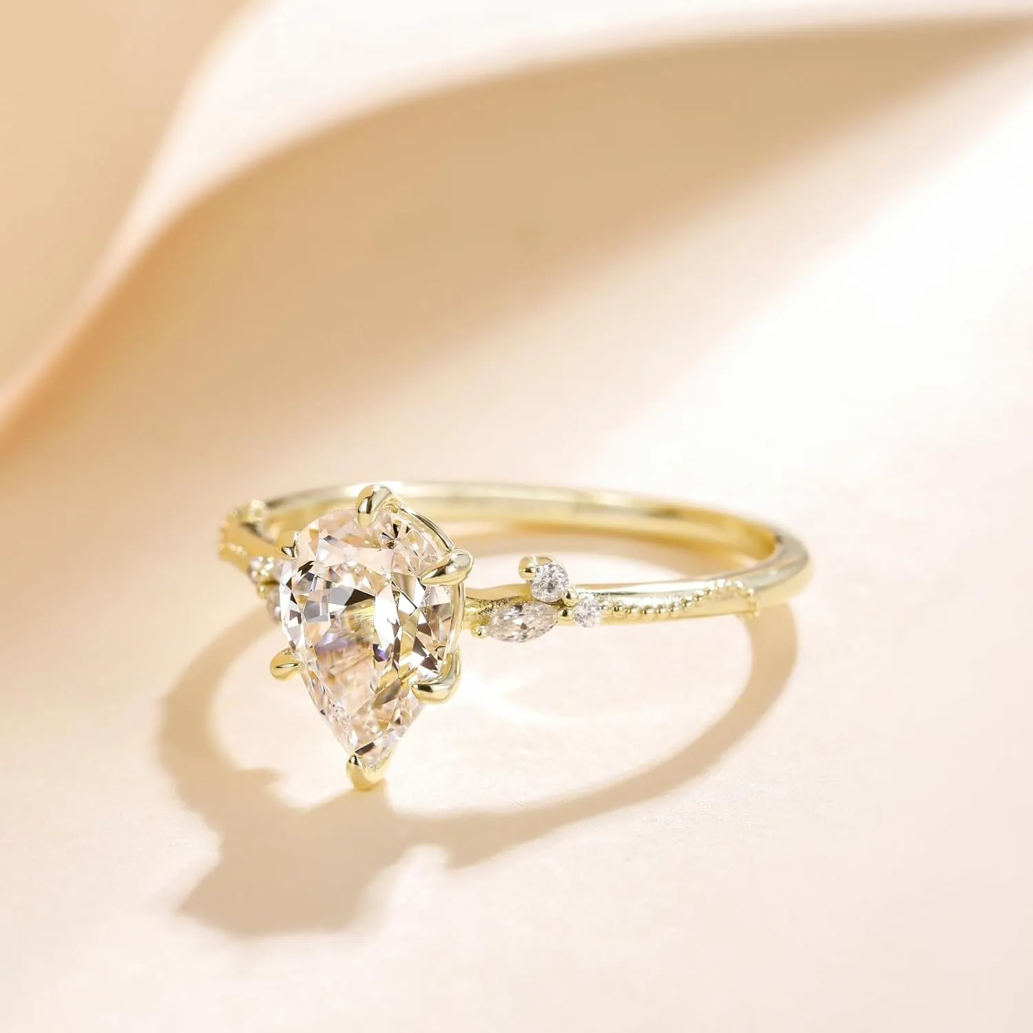 EAMTI 2CT 925 Sterling Silver Engagement Rings Pear Cut Wedding Teardrop Bridal Halo Cubic Zirconia Promise Rings for Women Size 3-11