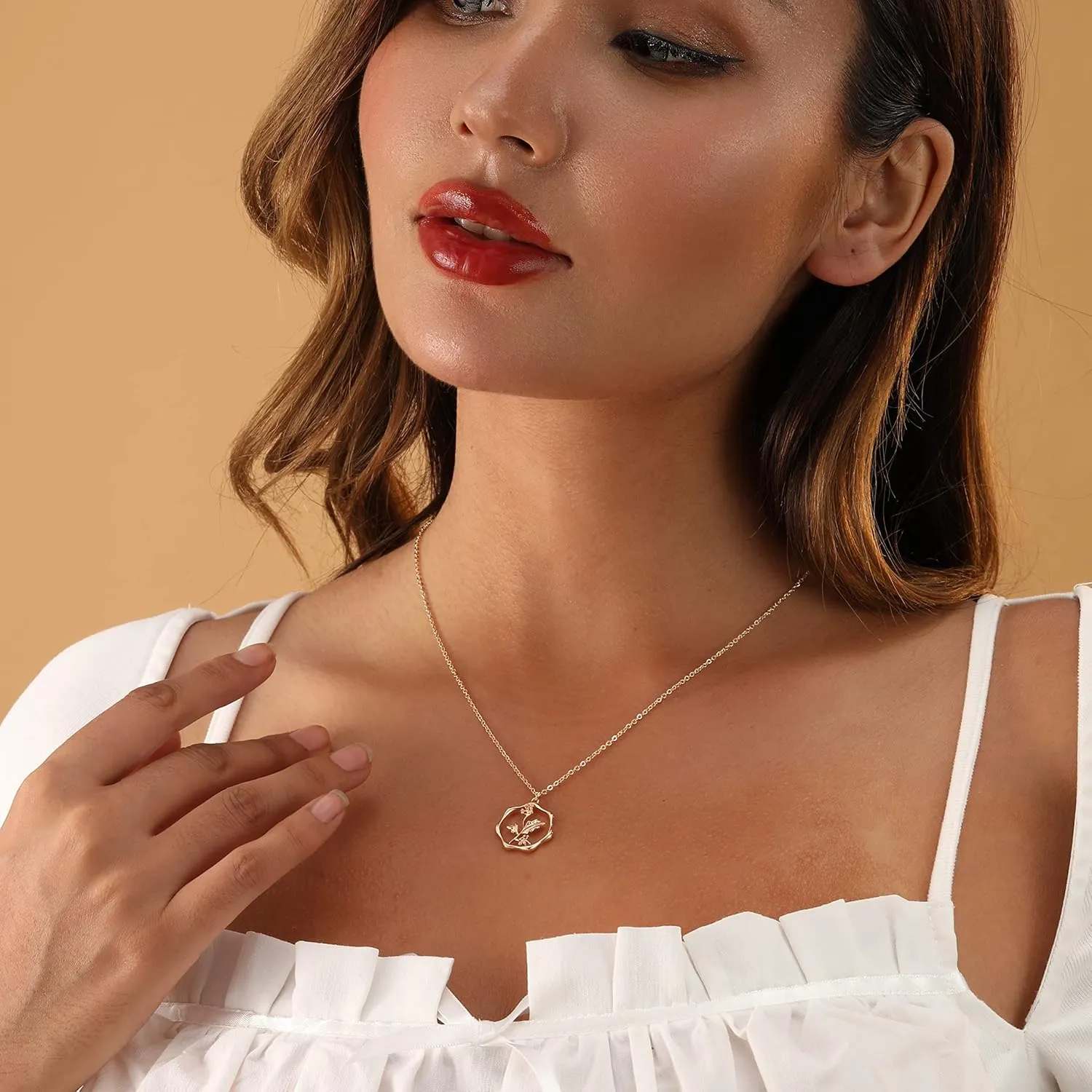 Gold Necklace for Women Layered Birth Flower Necklaces 18K Gold Plated Custom Birth Month Floral Necklaces Paperclip Chain Necklace Women Anniversary Birthday Gifts for Women