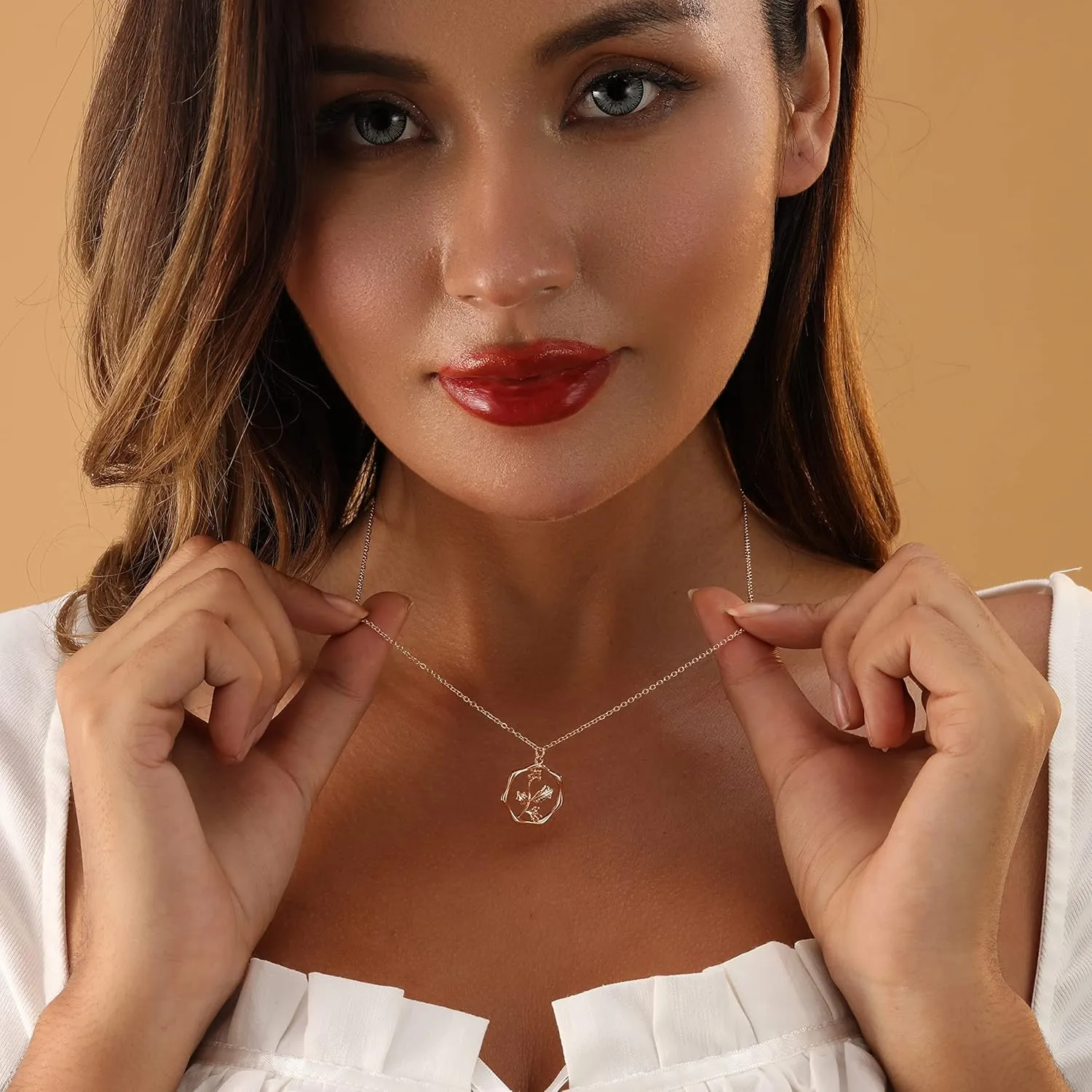 Gold Necklace for Women Layered Birth Flower Necklaces 18K Gold Plated Custom Birth Month Floral Necklaces Paperclip Chain Necklace Women Anniversary Birthday Gifts for Women