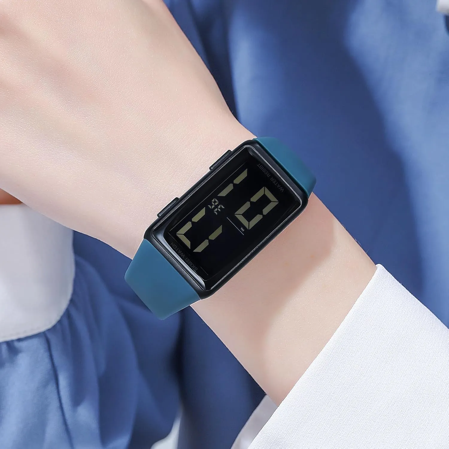 Gosasa Square Men's and Women's Leisure Sports Digital Watch Multifunctional Sports Watch Digital Dial Waterproof LED Watch Fashion Minimalist Design