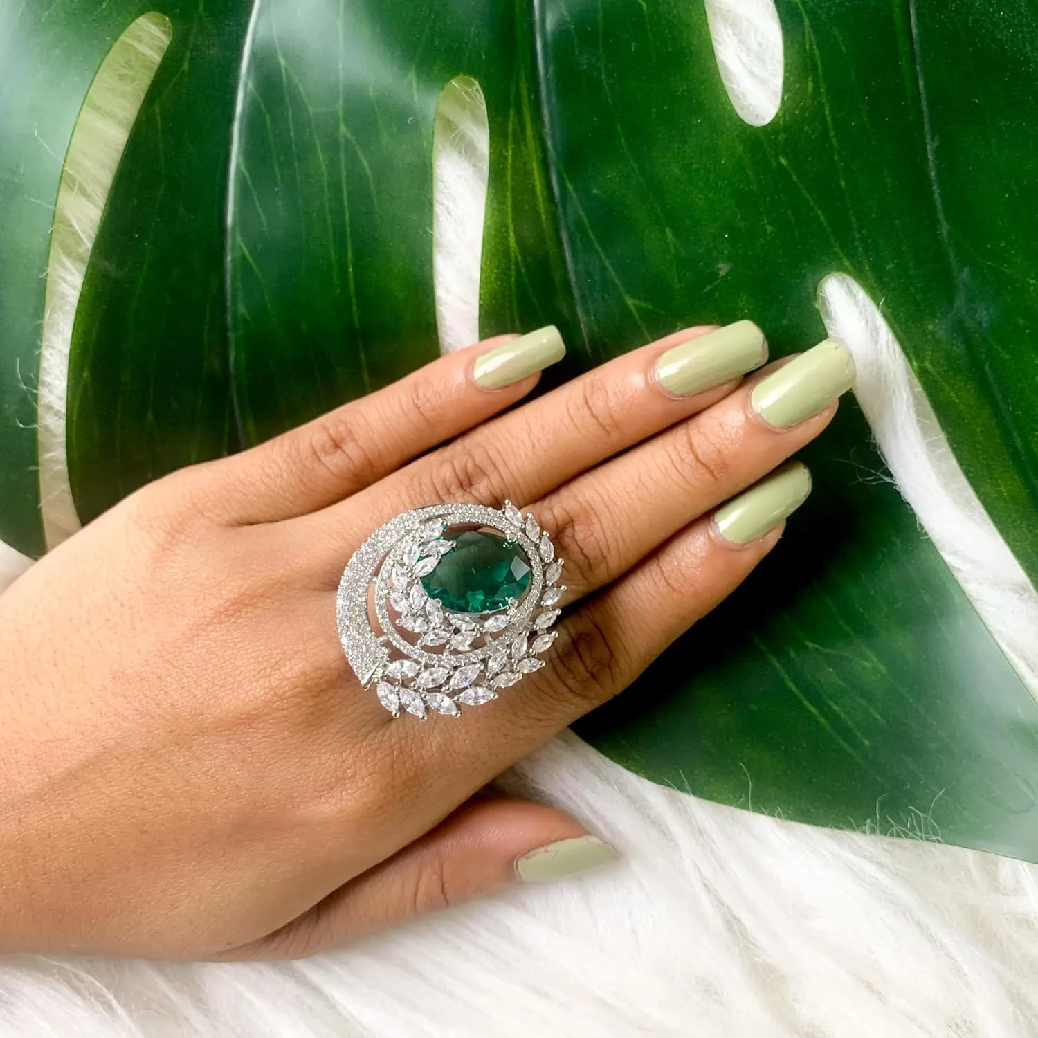 I Jewels Indian Wedding Bollywood Stylish Latest Fashion Cubic Zirconia Brass Adjustable Diamond Finger Ring For (FL247)
