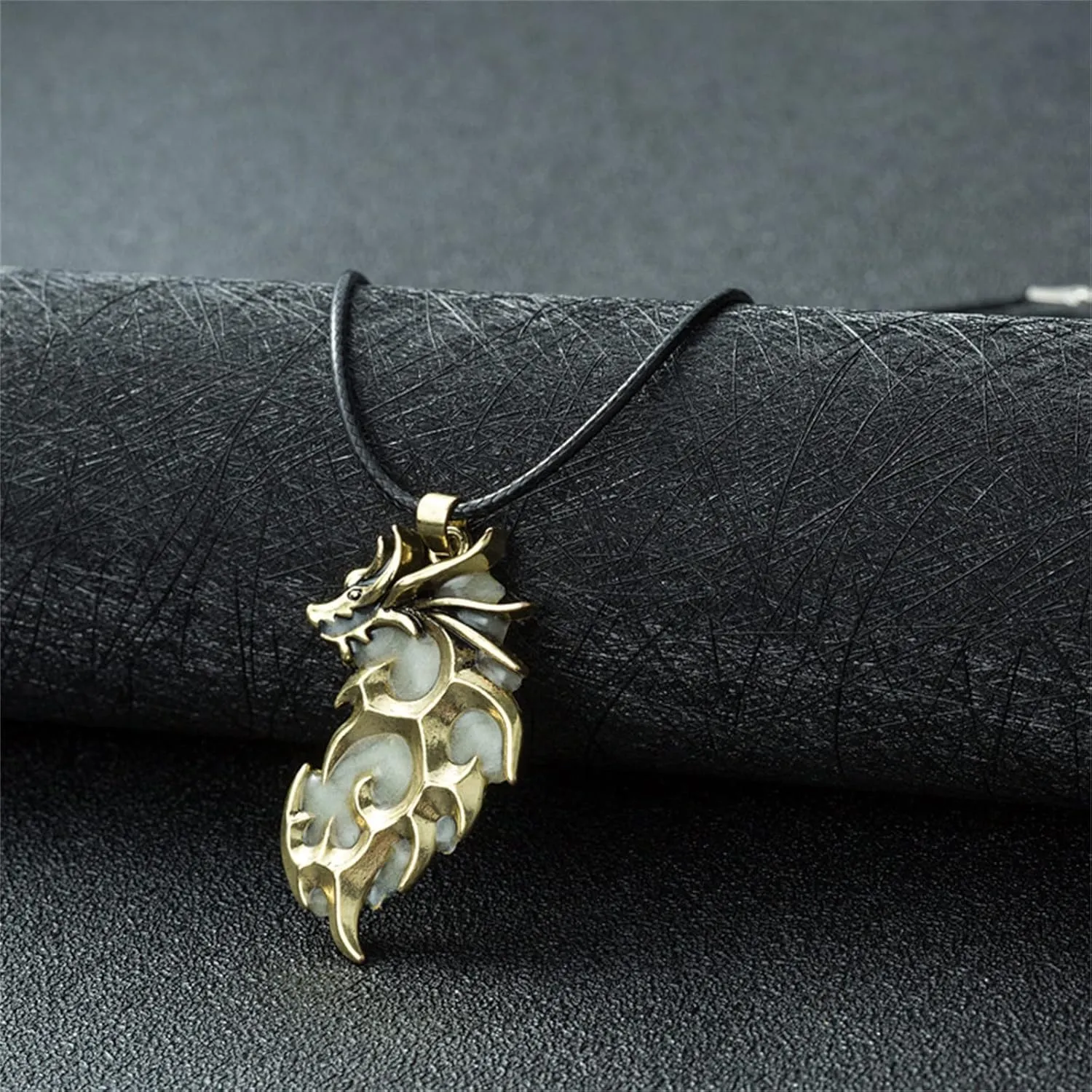 Luminous Dragon Pendant Necklace for Women Glow in The Dark Necklace (Gold,Green, One Size)