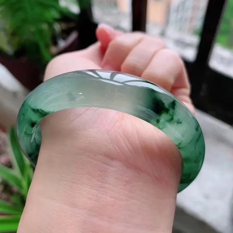 Natural Green Floating Jade Bangle