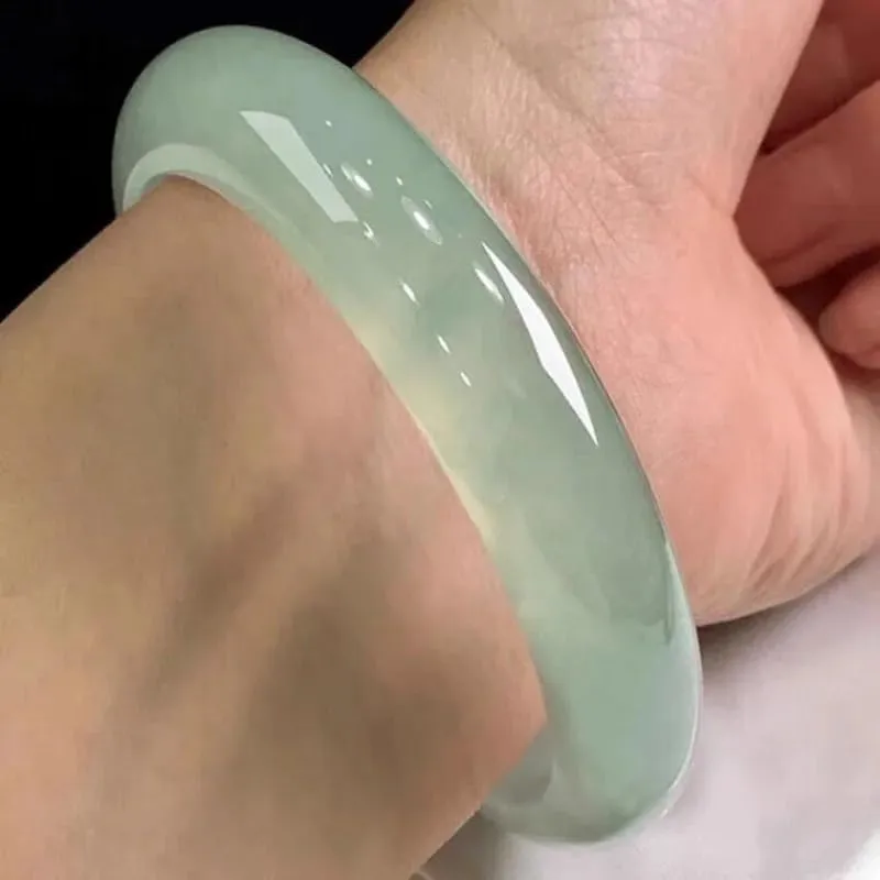 Natural Green Light Jade Bangle