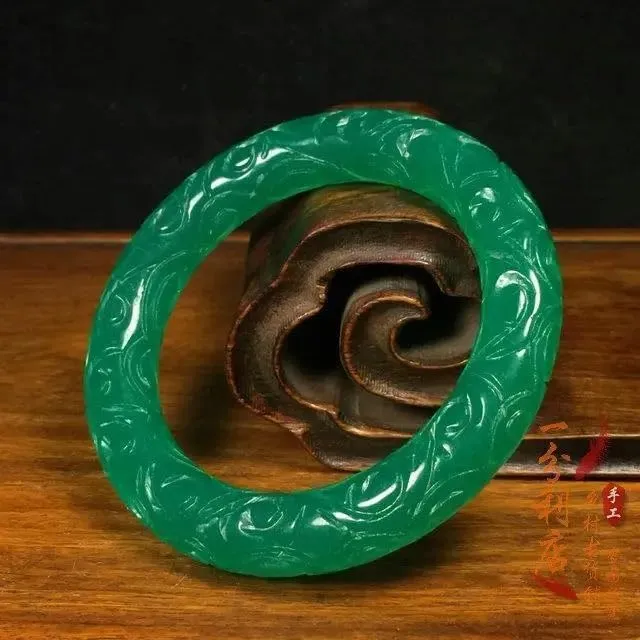 Natural Jade Green Handcarved Bangle- Jade Bangle from Myanmar For women