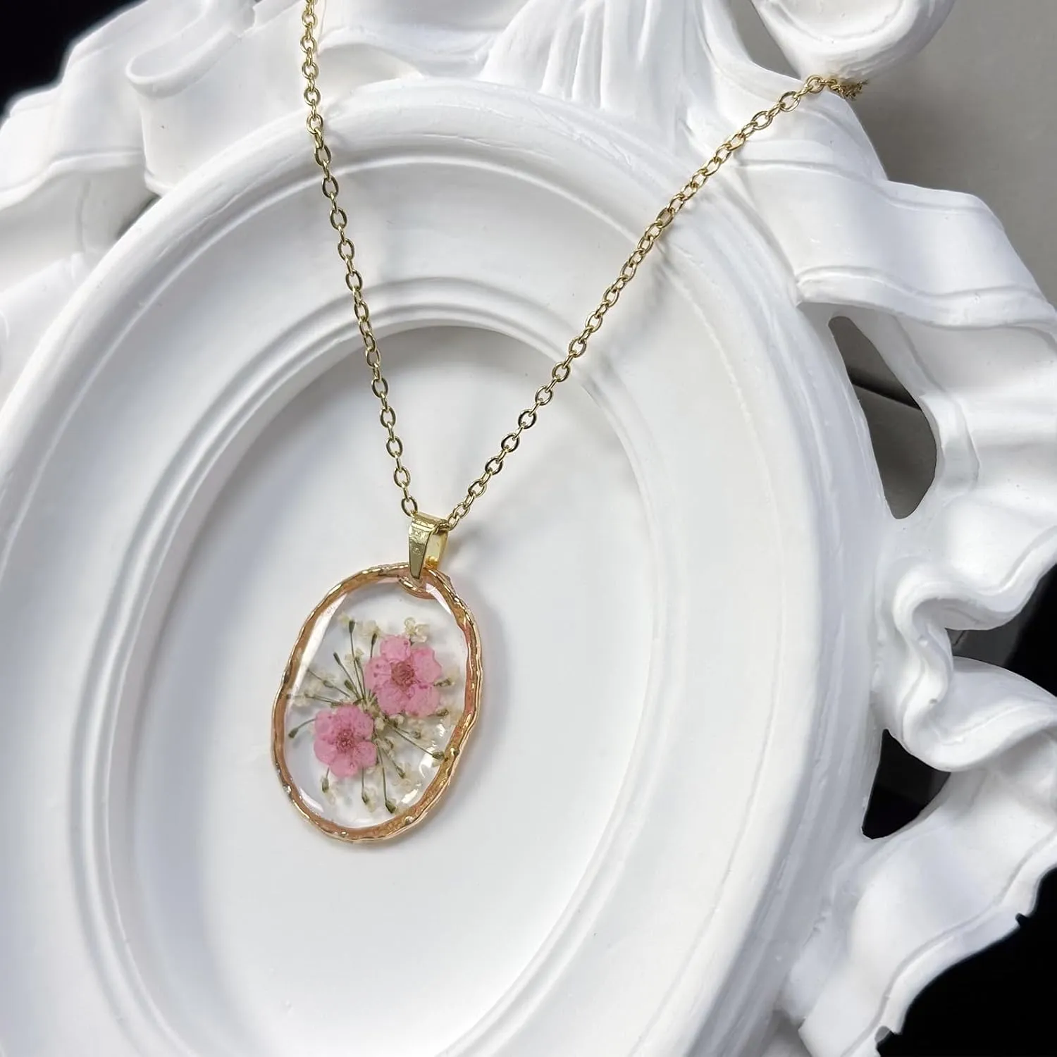 Personalized Necklaces for Women - Daffodil Pressed Flower Necklace - Romance of Nature,Wonderful Holiday Gift - Irregular Oval Pendant Necklace - Rose Gold | 18"