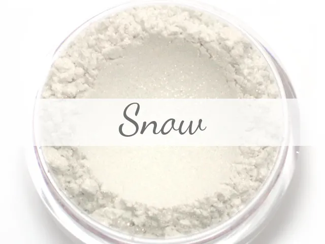 "Snow" - Mineral Eyeshadow