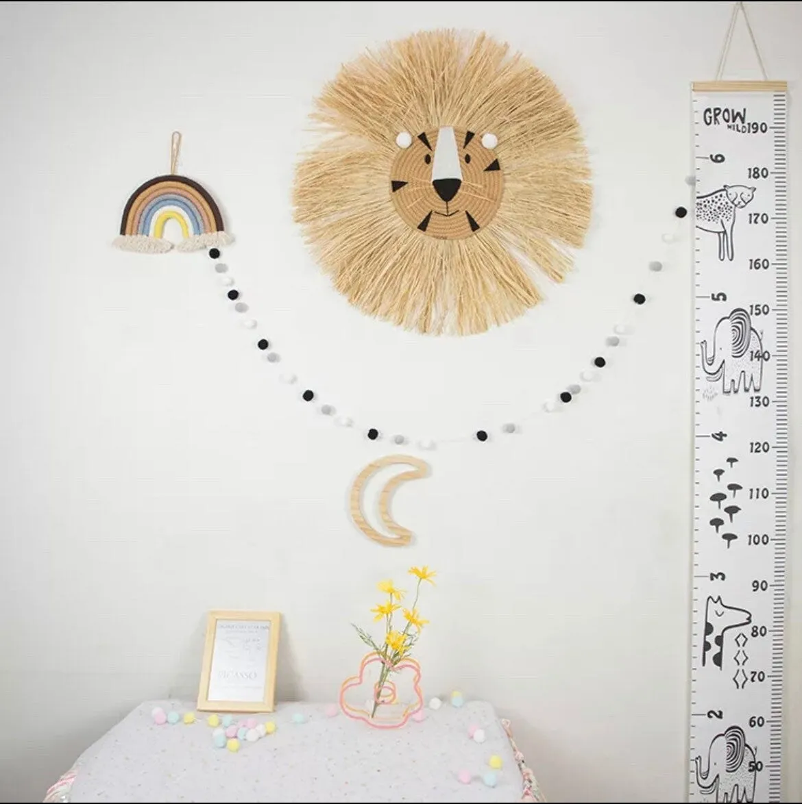 Raffia Lion Face Wall Hanging for Nursery or Nordic / Boho Deco