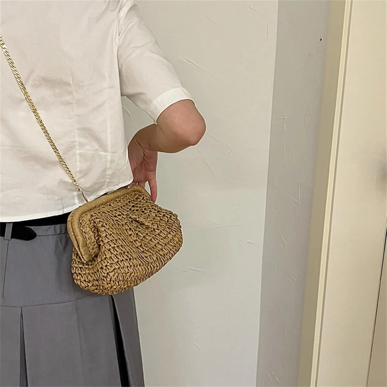 Straw Shoulder Bag for Women Handmade Hobo Bags Casual Crossbody Bag Woven Handbags Purse for Summer Travel Beach Bag