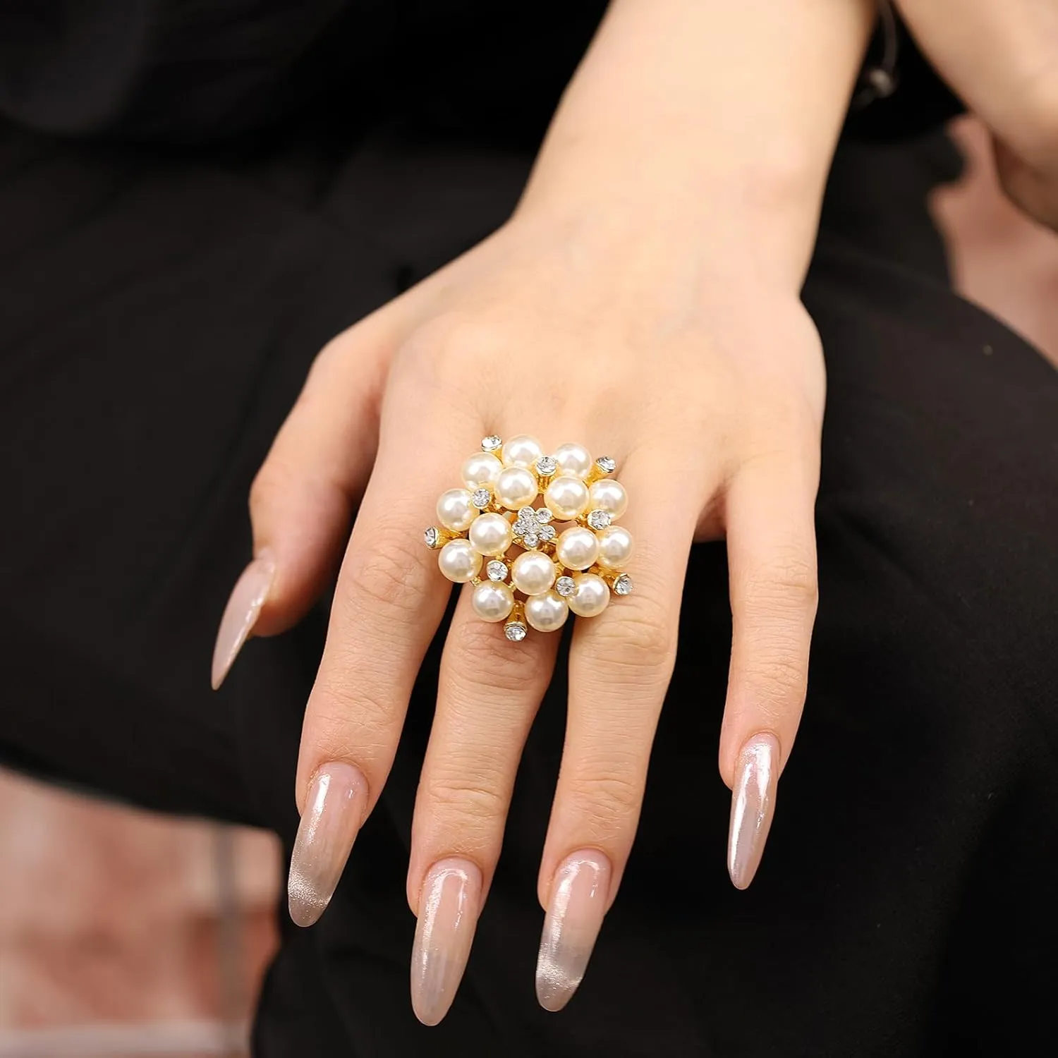 Vintage Pearl Ring for Women Big Promise Stacking Pearl Crystal Cluster Flower Rings Adjustable Open Finger Ring 1920s Pearl Statement Jewelry for Bridal Wedding Prom