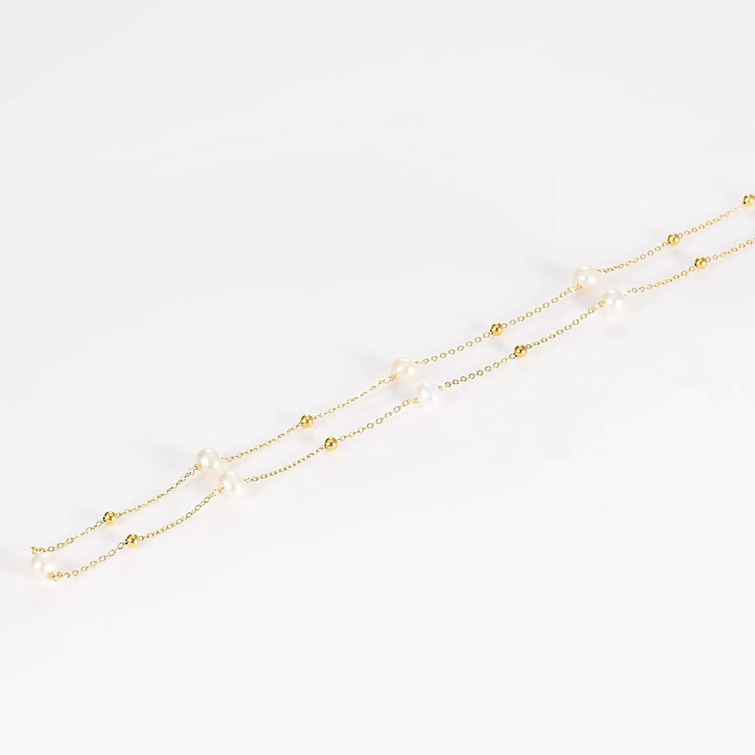 VRIUA Pearl Necklaces for Women - 14k Gold Plated Dainty Gold Pearl Necklace Simple Everyday Minimalist Necklaces for Women